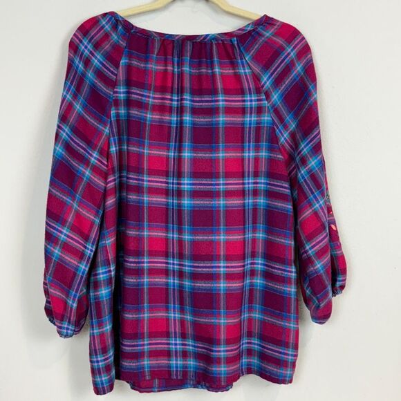 The Pioneer Woman Flannel Embroidered Sleeve Top M - Picture 4 of 8